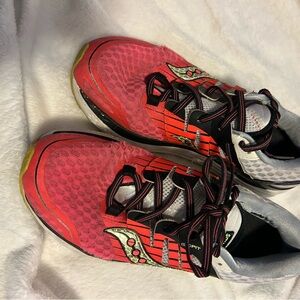 Women’s running shoe